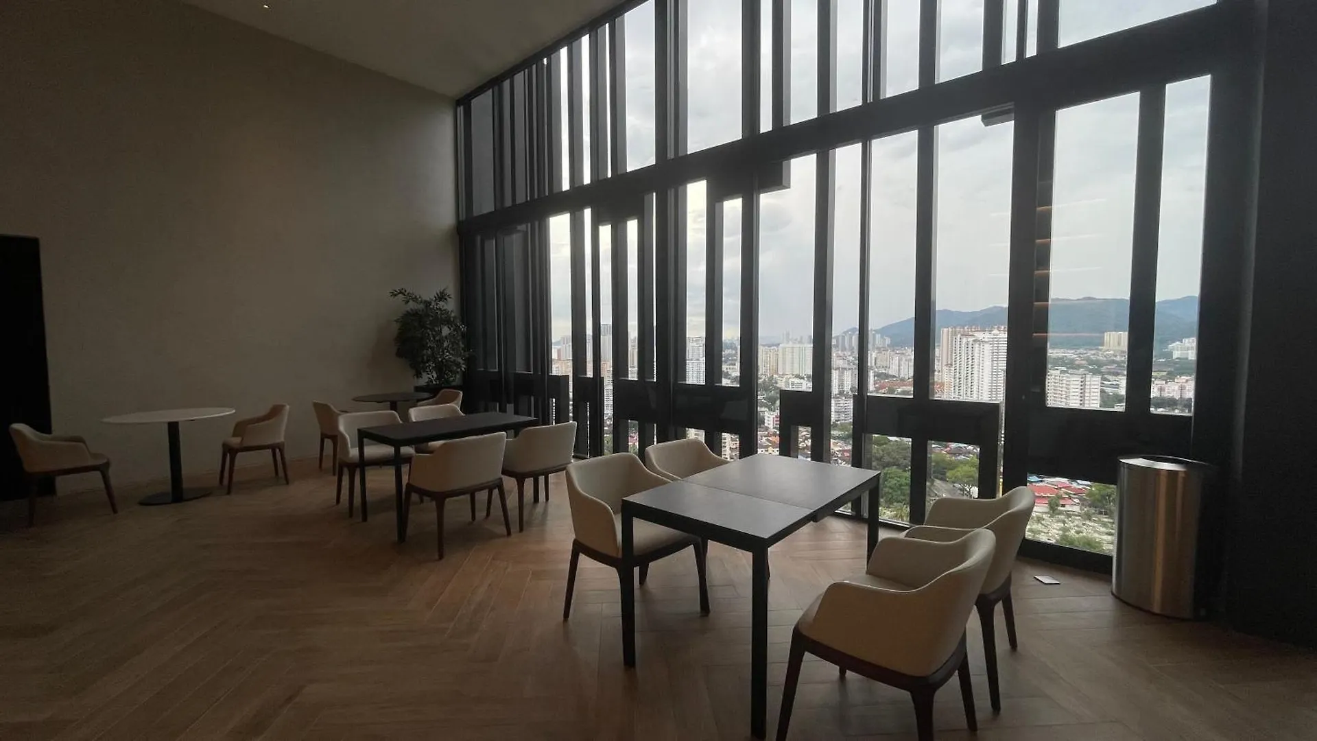 דירה ג'ורג' טאון Beacon 2Br Infinity Pool - By Bnb4U